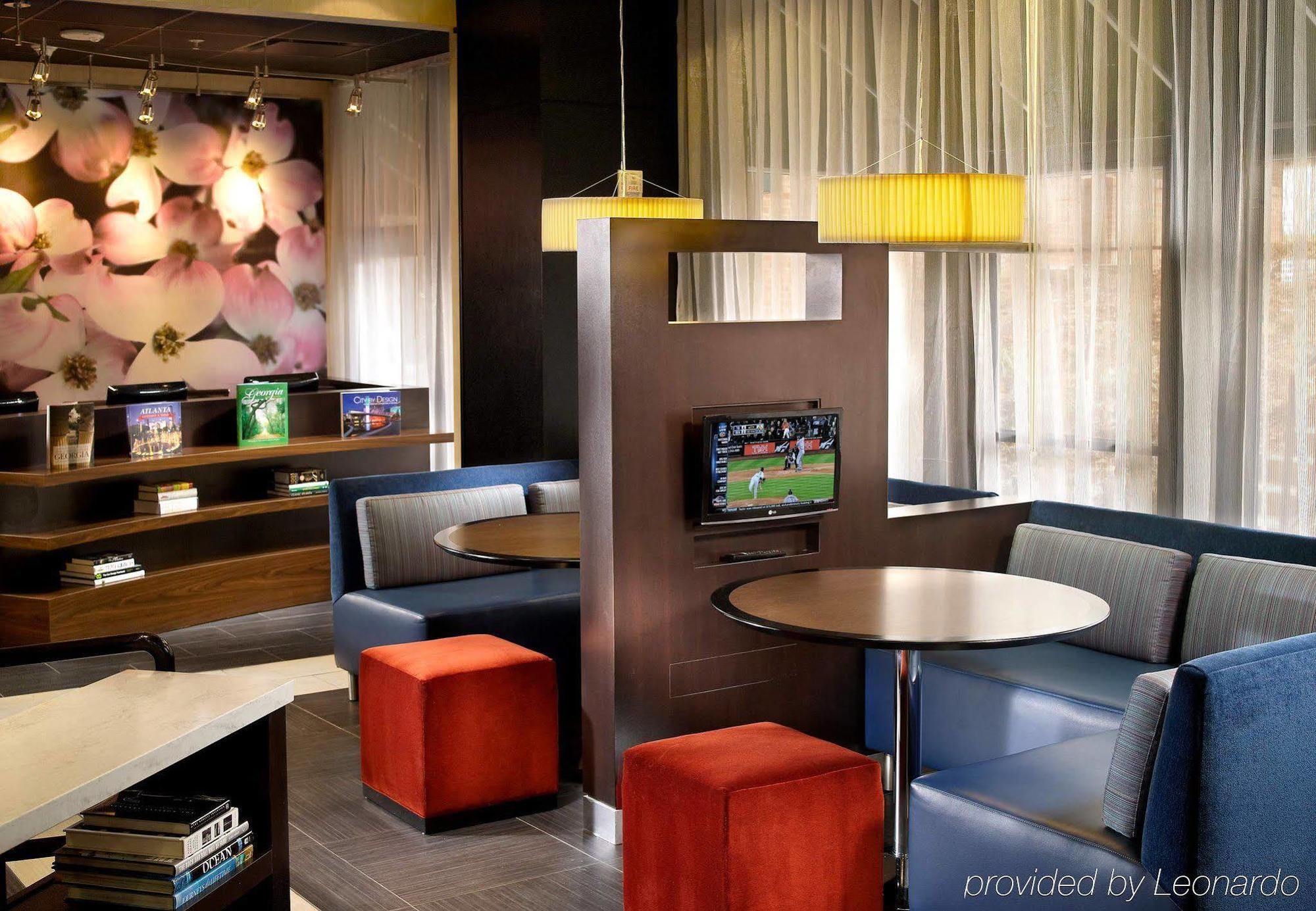 Courtyard By Marriott Atlanta Downtown Hotel Exterior photo